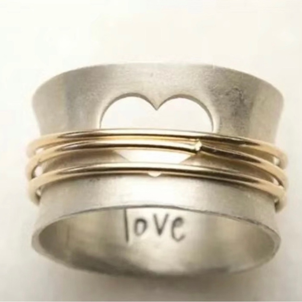 New zinc alloy LOVE  heart band size 12